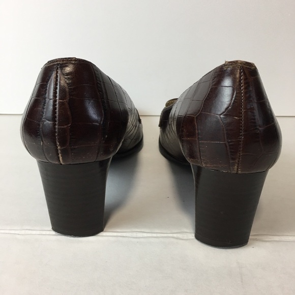 Casual Corner imported block 2” heels pump - Picture 6 of 9